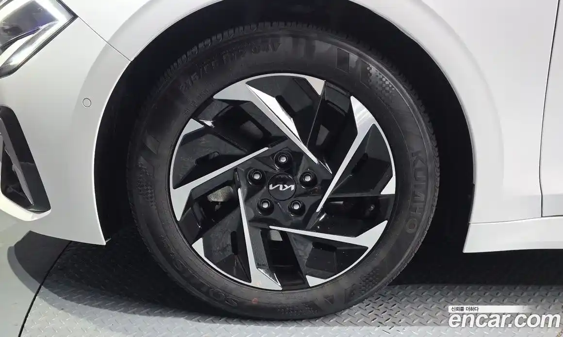 Kia K5 2024 2.0 Автомат в Москве № 715908, фото 5