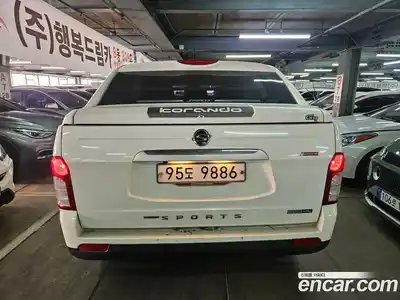 SsangYong Korando 2016 2.0 Автомат в Москве № 715919, миниатюра 4
