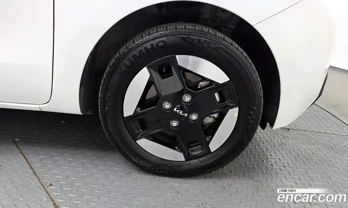 Kia Ray 2023 0.1 Автомат в Москве № 715927, фото 5