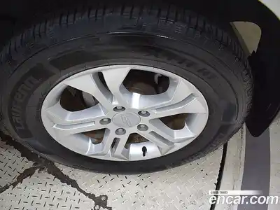 SsangYong Korando 2014 2.0 Автомат в Москве № 715938, миниатюра 9