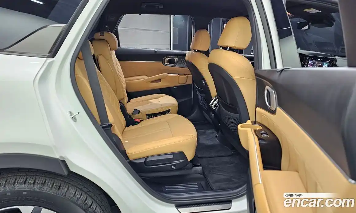 Kia Sorento 2021 1.6 Автомат в Москве № 716077, фото 11