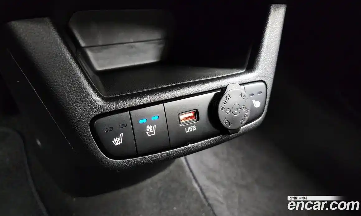 Kia Ray 2023 1.0 Автомат в Москве № 716195, фото 18