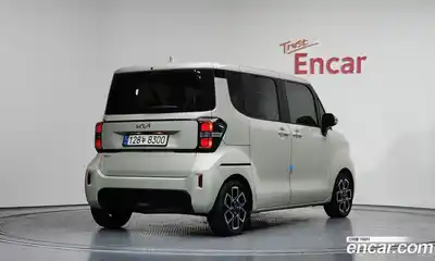 Kia Ray 2023 1.0 Автомат в Москве № 716195, миниатюра 2