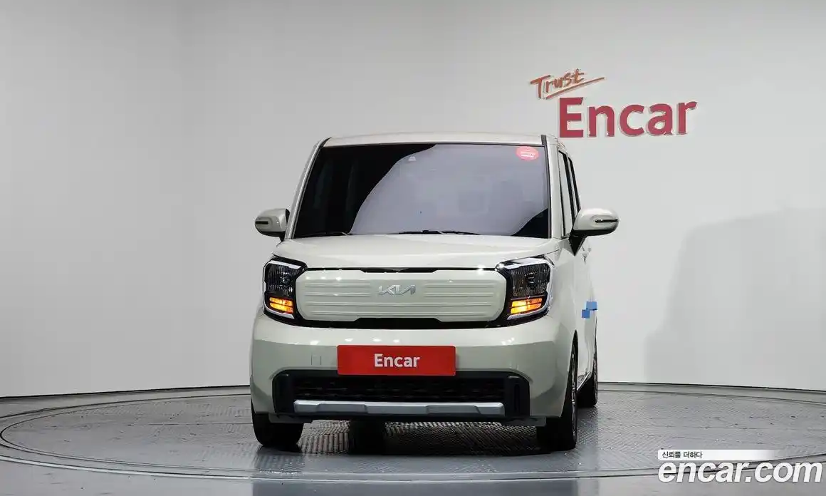 Kia Ray 2023 1.0 Автомат в Москве № 716195, фото 3