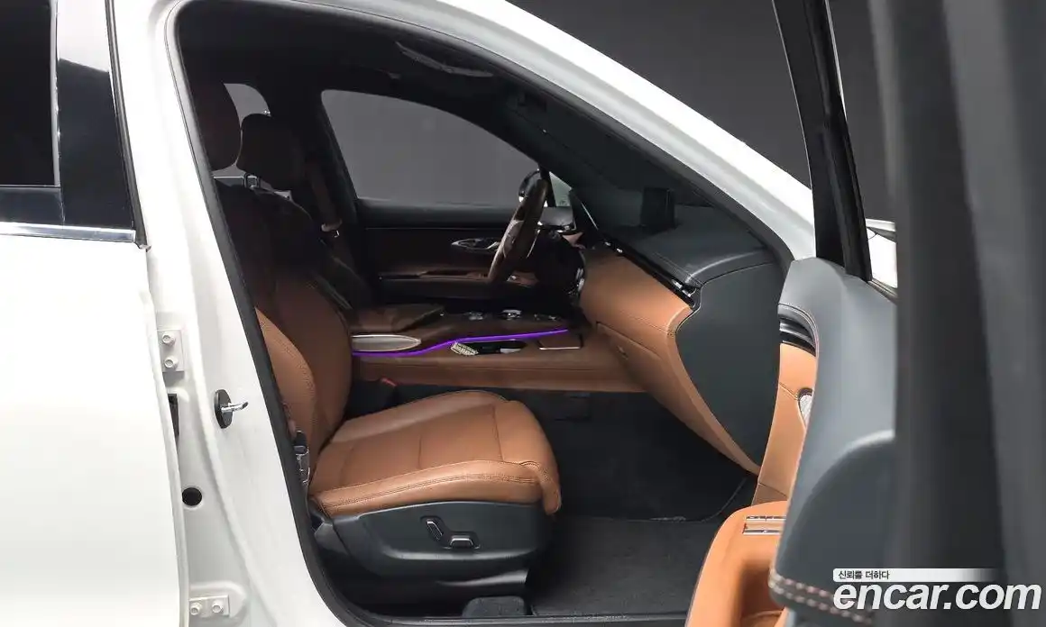 Genesis GV70 2021 2.5 Автомат в Москве № 717009, фото 11