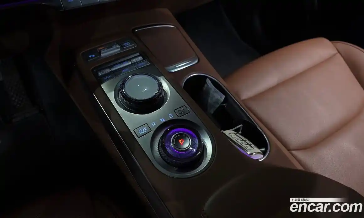 Genesis GV70 2021 2.5 Автомат в Москве № 717009, фото 9