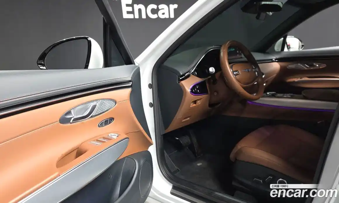 Genesis GV70 2021 2.5 Автомат в Москве № 717009, фото 10