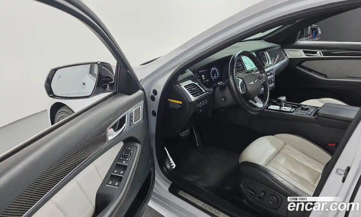 Genesis G80 2018 3.3 Автомат в Москве № 717072, фото 13