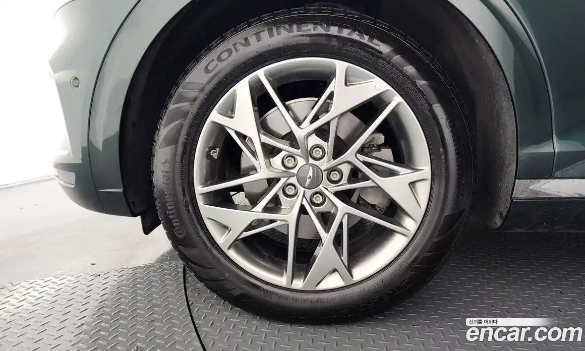 Genesis GV70 2022 2.5 Автомат в Москве № 717111, фото 5