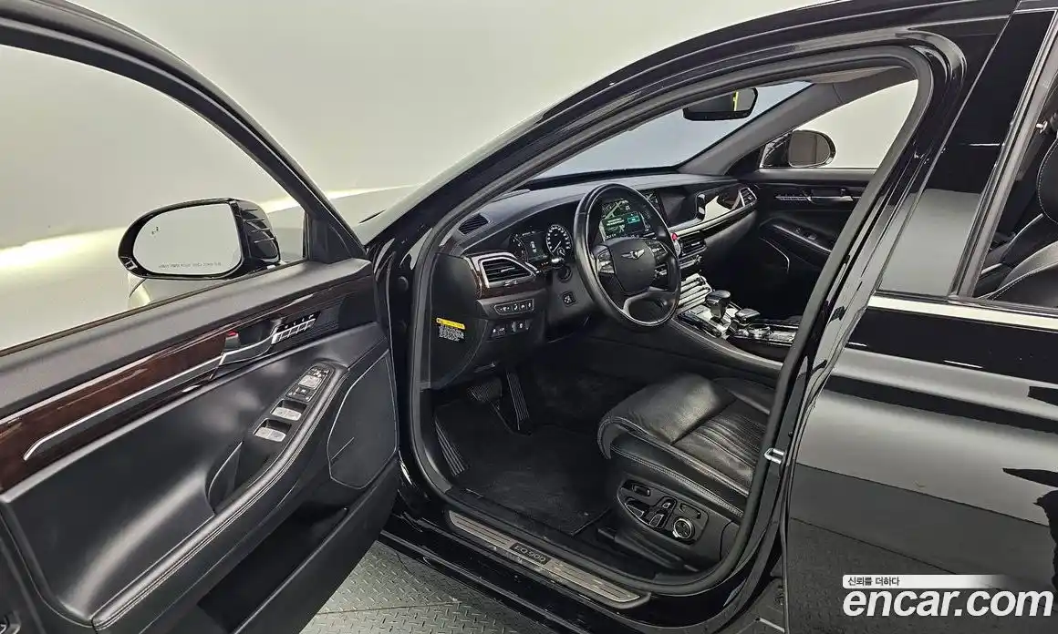 Genesis EQ900 2018 3.8 Автомат в Москве № 717258, фото 11