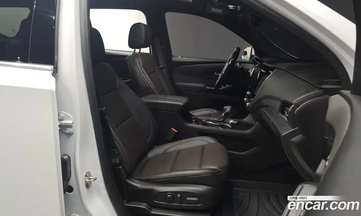 Chevrolet Traverse 2023 3.6 Автомат в Москве № 717514, фото 10