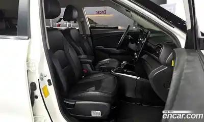 SsangYong TIBOLI 2022 1.5 Автомат в Москве № 717617, миниатюра 11