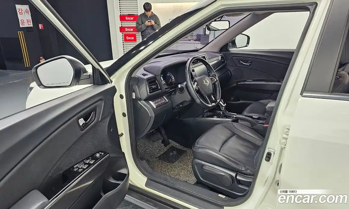 SsangYong TIBOLI 2020 1.5 Автомат в Москве № 717692, фото 11