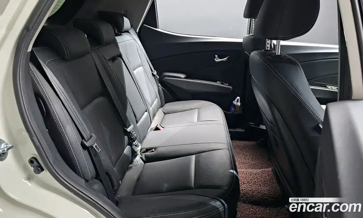 SsangYong TIBOLI 2017 1.6 Автомат в Москве № 717696, фото 12