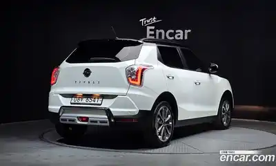 SsangYong TIBOLI 2017 1.6 Автомат в Москве № 717696, миниатюра 2