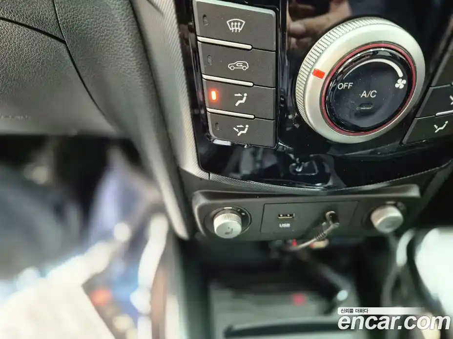 SsangYong TIBOLI 2017 1.6 Автомат в Москве № 717698, фото 10