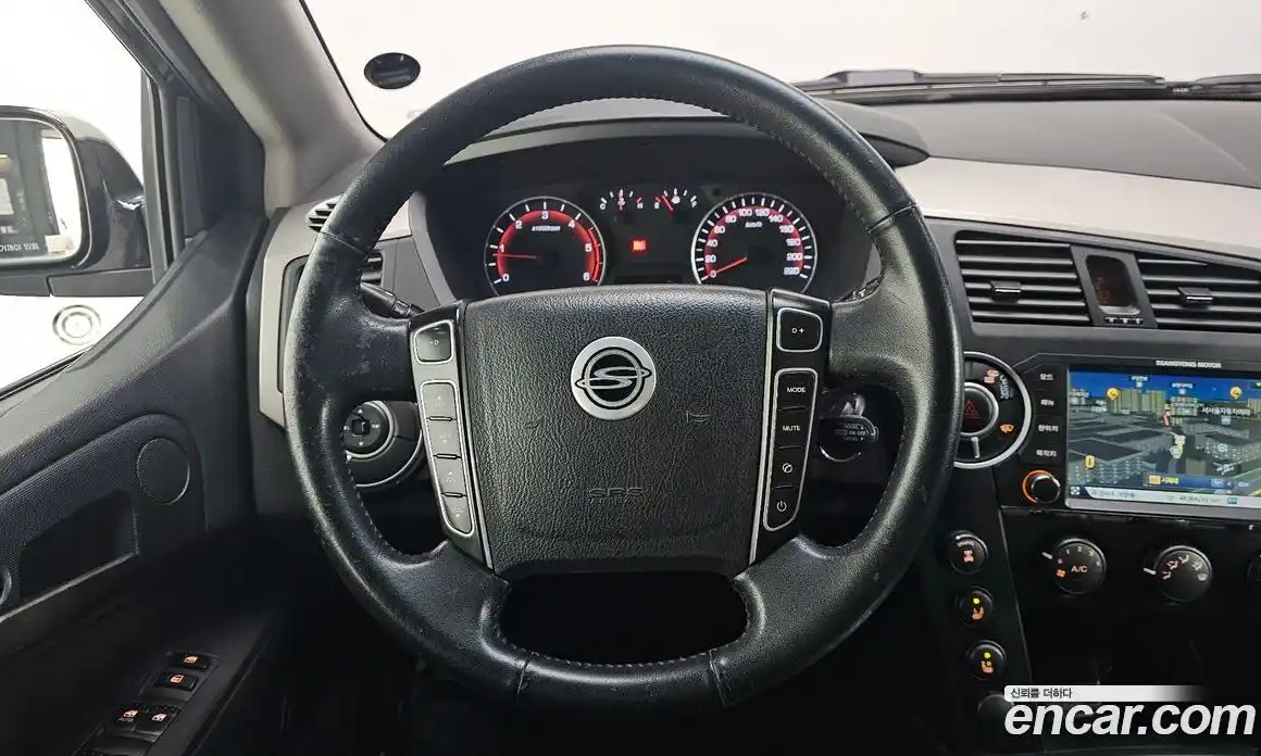 SsangYong Korando 2014 2.0 Автомат в Москве № 717789, фото 13