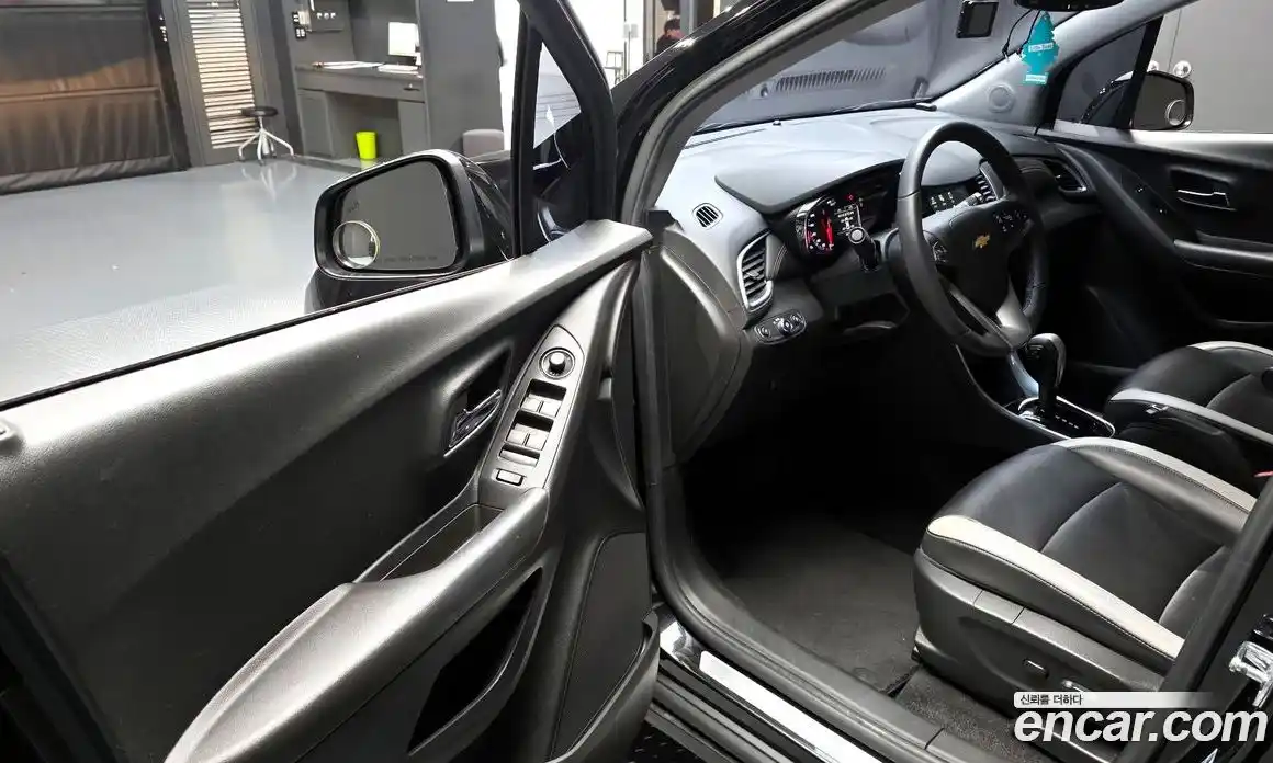 Chevrolet Trax 2018 1.4 Автомат в Москве № 717902, фото 11