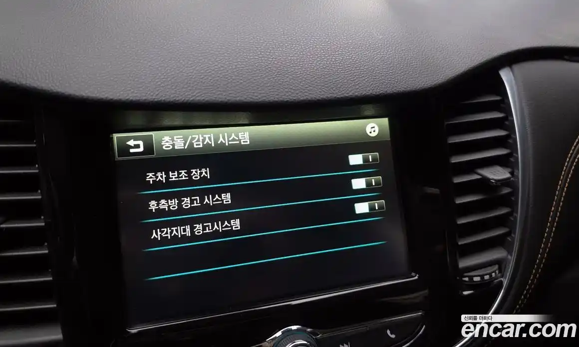 Chevrolet Trax 2018 1.4 Автомат в Москве № 717902, фото 16