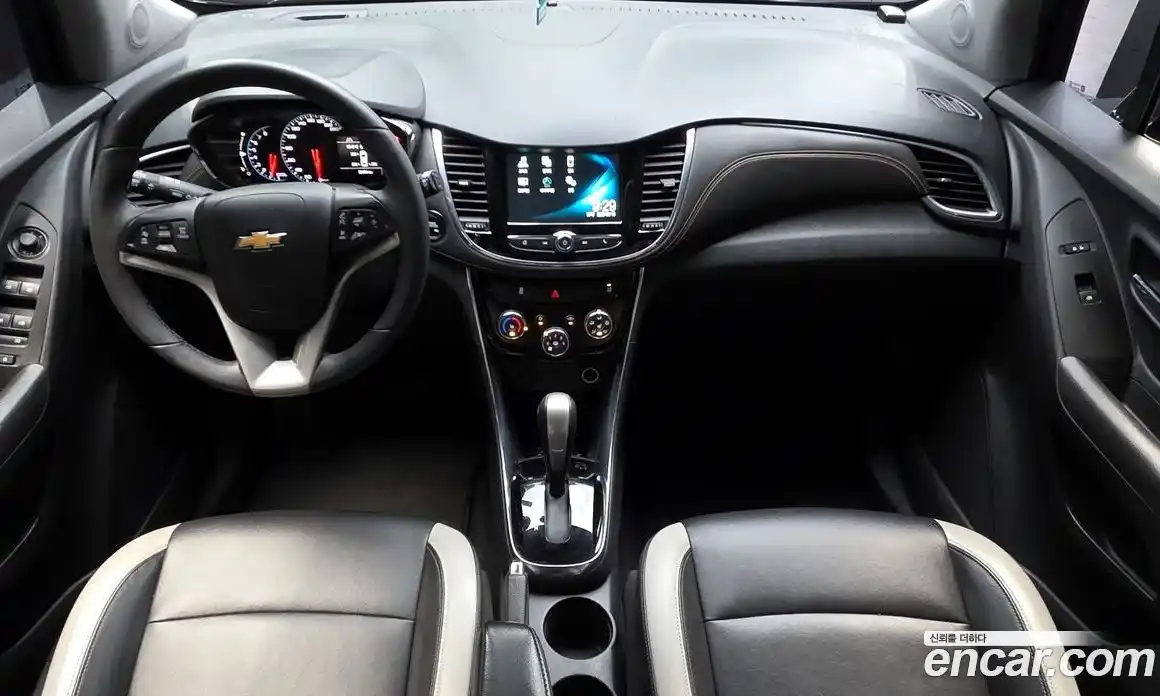 Chevrolet Trax 2018 1.4 Автомат в Москве № 717902, фото 7