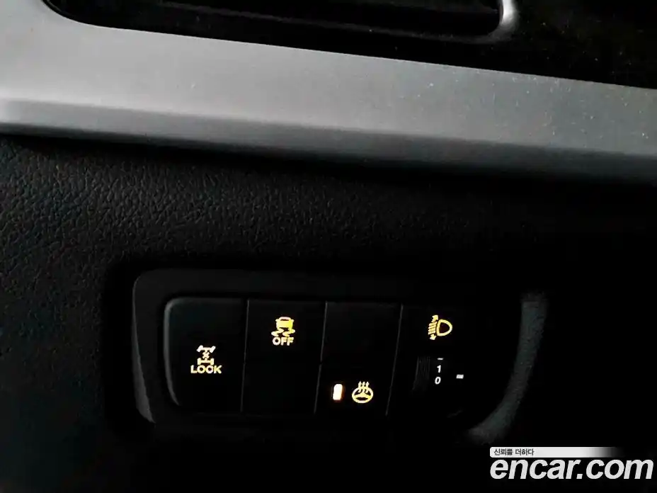 SsangYong Korando 2016 2.2 Автомат в Москве № 718343, фото 17