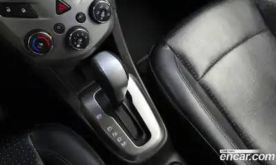 Chevrolet Aveo 2017 1.4 Автомат в Москве № 719133, миниатюра 9