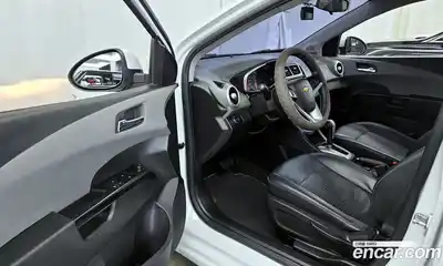 Chevrolet Aveo 2017 1.4 Автомат в Москве № 719133, миниатюра 10