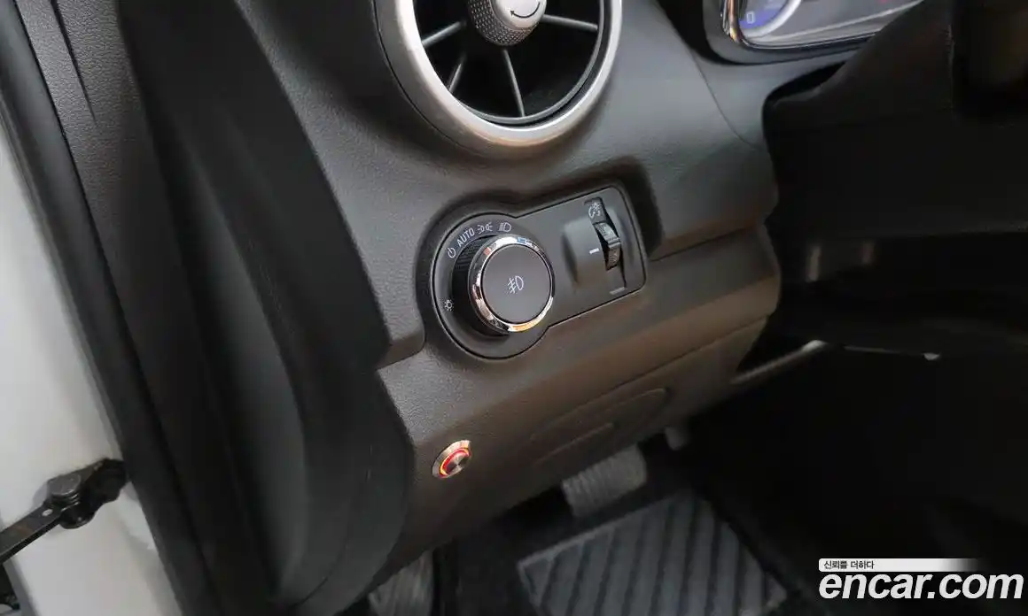 Chevrolet Trax 2015 1.4 Автомат в Москве № 719226, фото 18