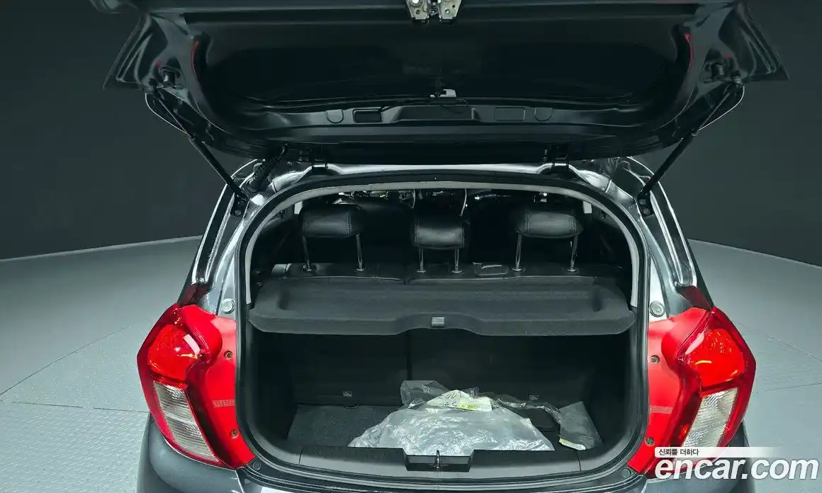 Chevrolet Spark 2017 1.0 Автомат в Москве № 719353, фото 20