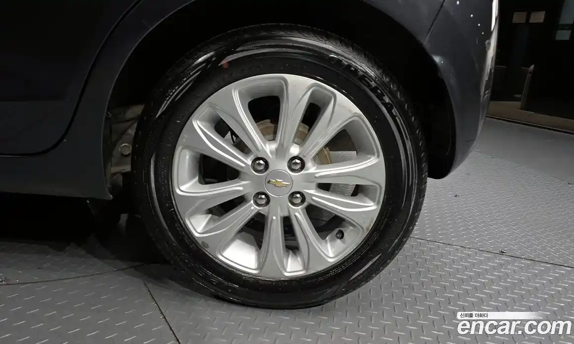 Chevrolet Spark 2017 1.0 Автомат в Москве № 719353, фото 5