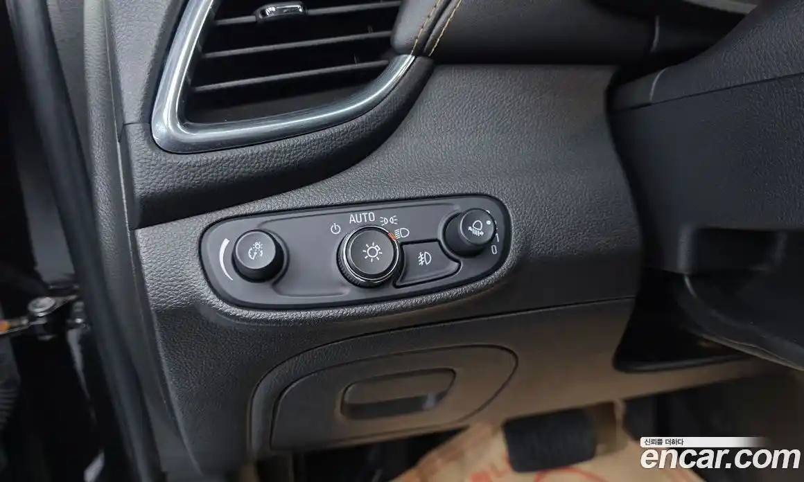 Chevrolet Trax 2017 1.6 Автомат в Москве № 719366, фото 14