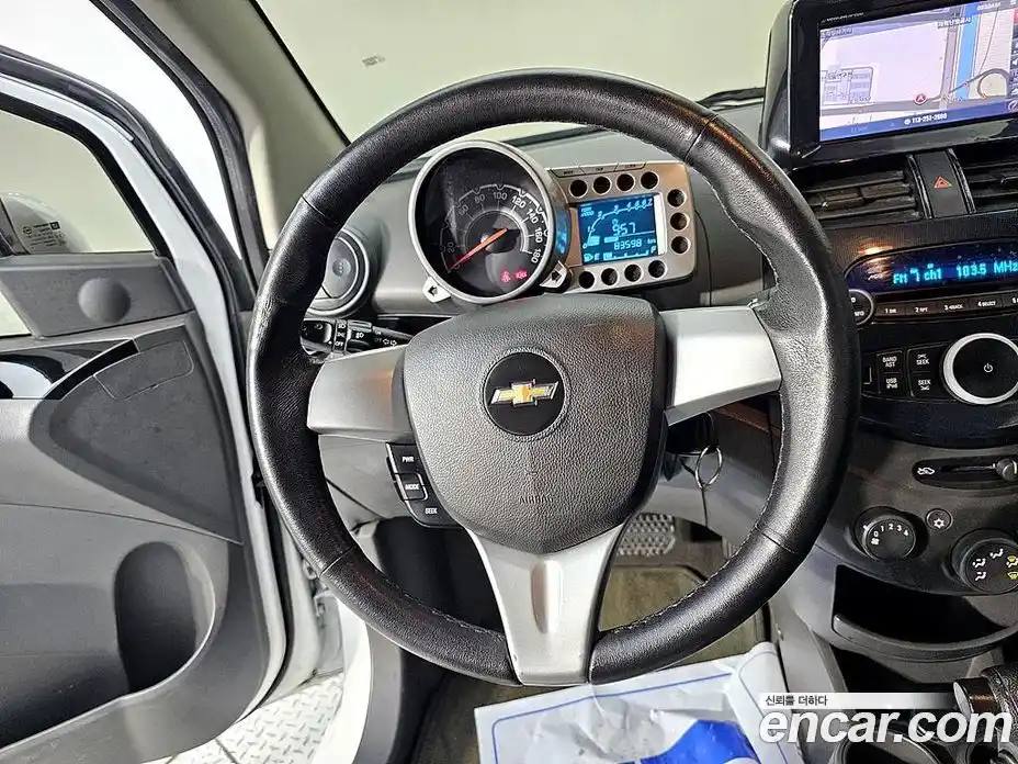 Chevrolet Spark 2012 1.0 Автомат в Москве № 719394, фото 12