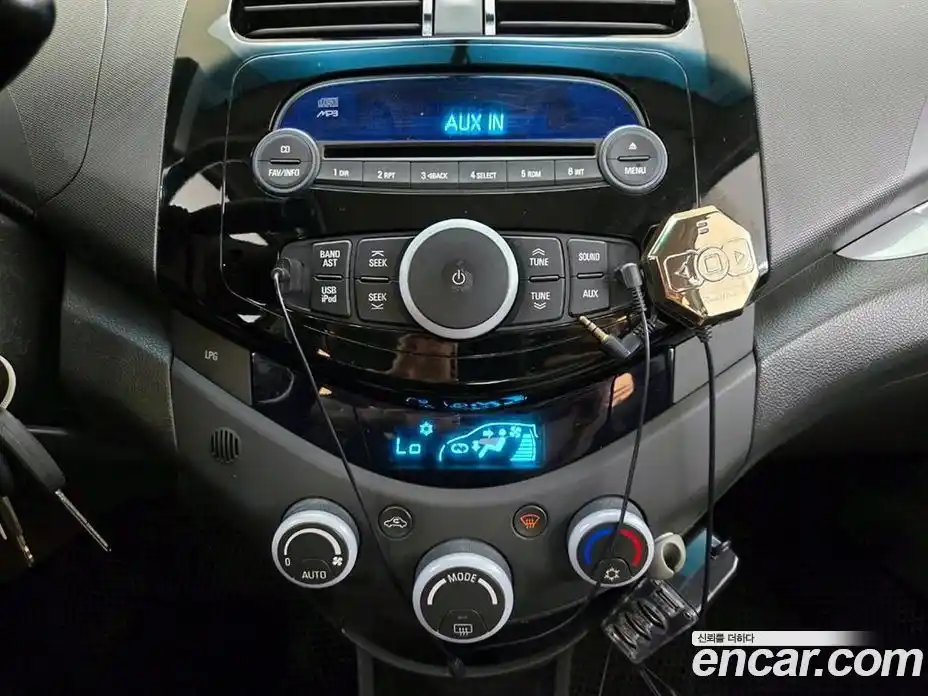 Chevrolet Spark 2012 1.0 Автомат в Москве № 719486, фото 13