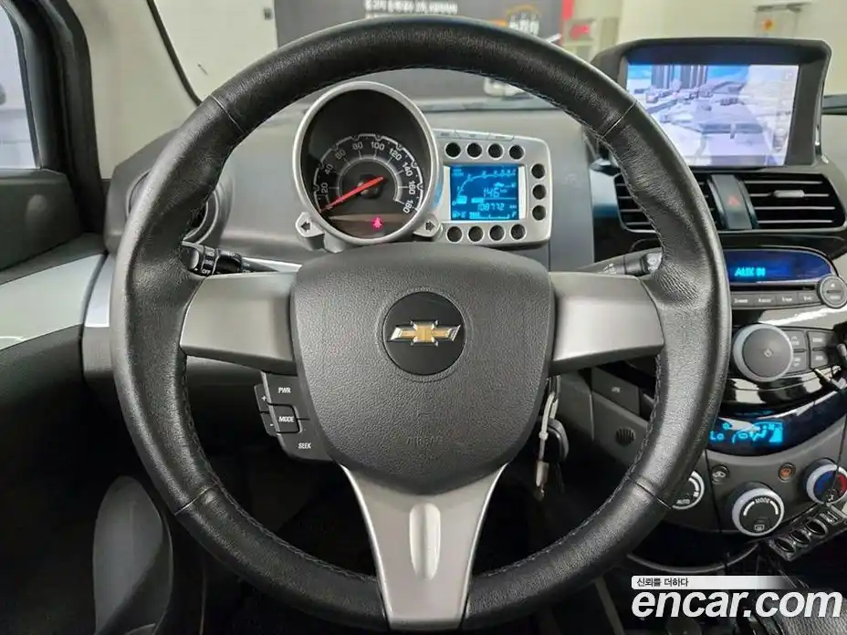 Chevrolet Spark 2012 1.0 Автомат в Москве № 719486, фото 9