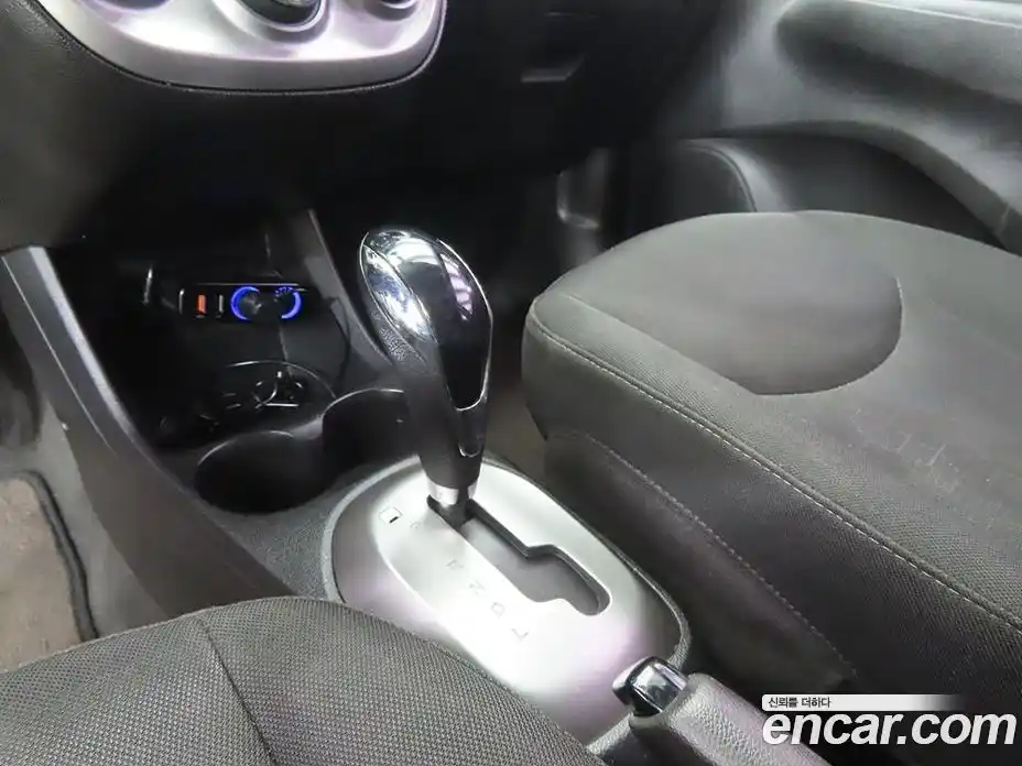 Chevrolet Spark 2015 1.0 Автомат в Москве № 719491, фото 11