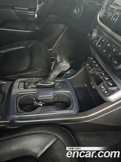 Chevrolet Colorado 2021 3.6 Автомат в Москве № 719508, миниатюра 9