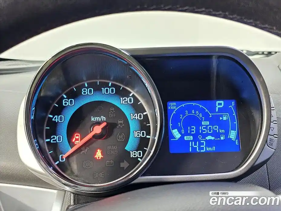 Chevrolet Spark 2014 1.0 Автомат в Москве № 719565, фото 7