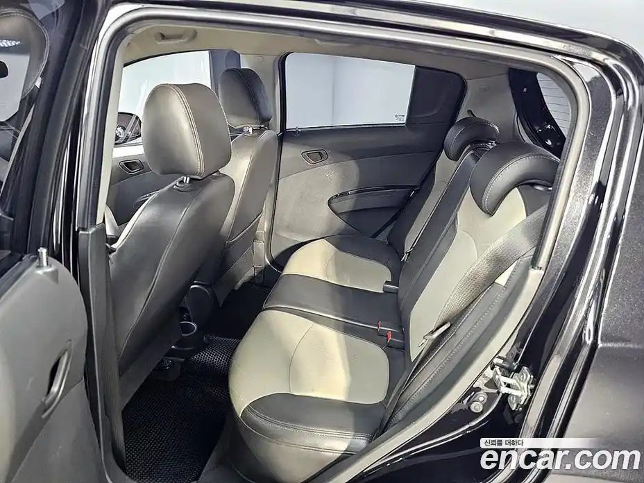 Chevrolet Spark 2014 1.0 Автомат в Москве № 719565, фото 9