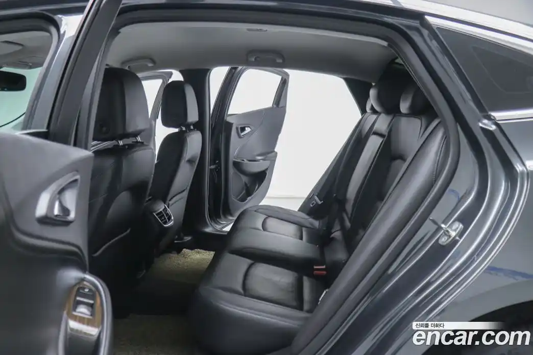 Chevrolet Malibu 2017 1.5 Автомат в Москве № 719594, фото 9