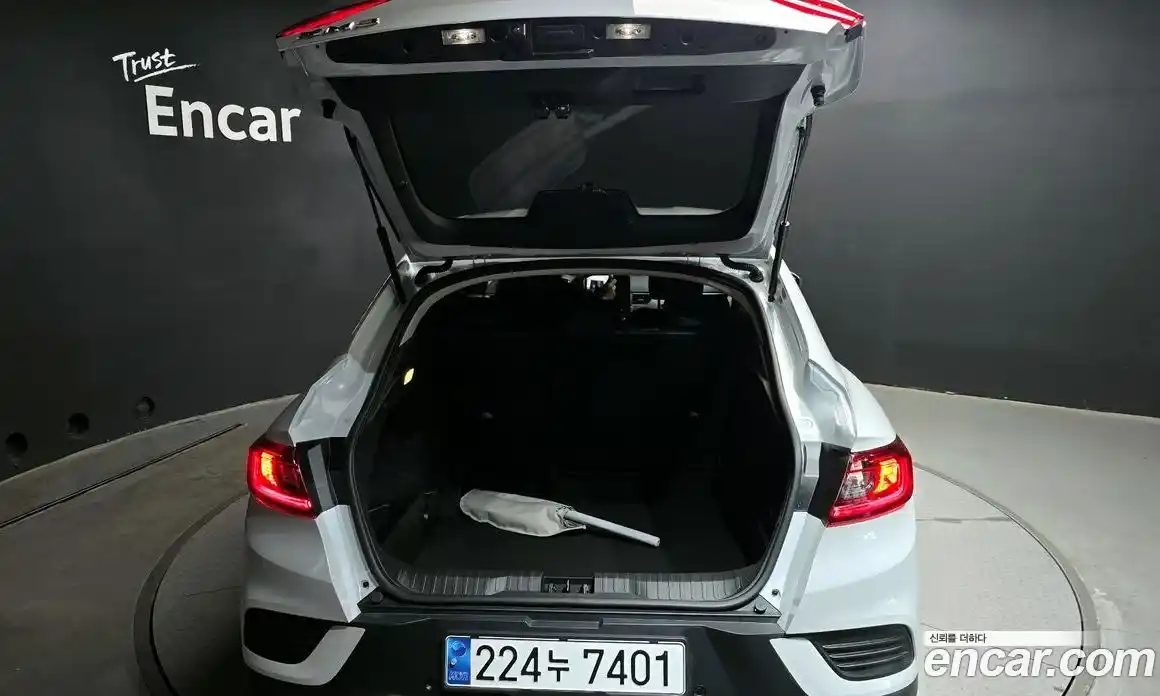 Renault XM3 2023 1.6 Автомат в Москве № 719730, фото 20