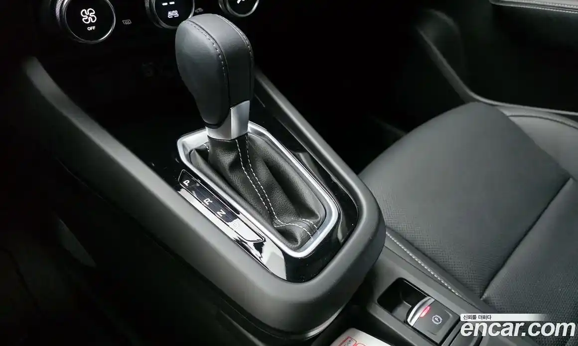 Renault XM3 2023 1.6 Автомат в Москве № 719730, фото 9