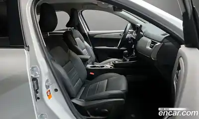 Renault XM3 2023 1.6 Автомат в Москве № 719730, миниатюра 10