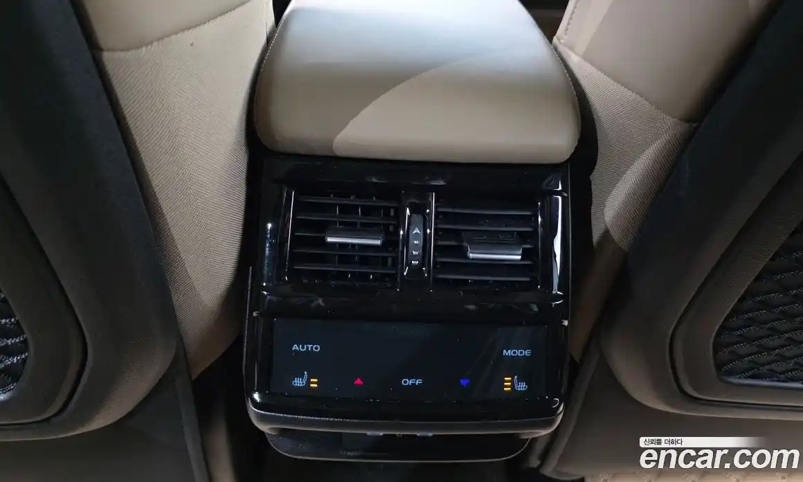 Renault Grand Koleos 2024 1.5 Автомат в Москве № 719763, фото 18