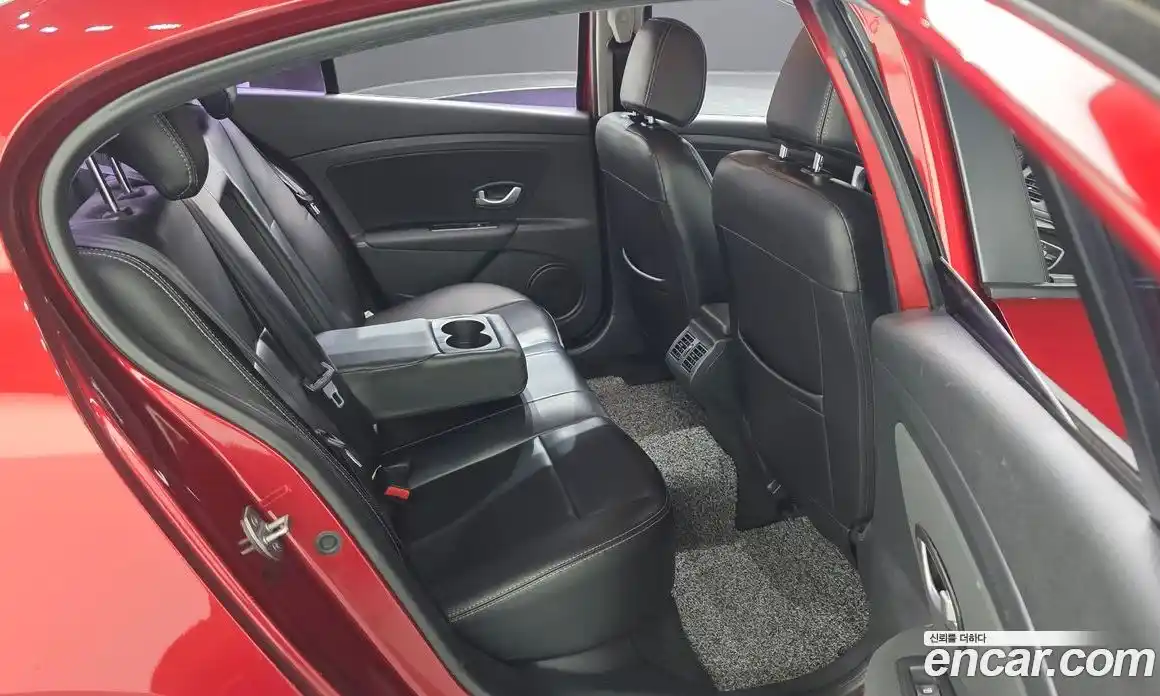 Renault SM3 2015 1.6 Автомат в Москве № 719995, фото 19