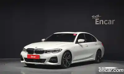 BMW 3-Series, 2022