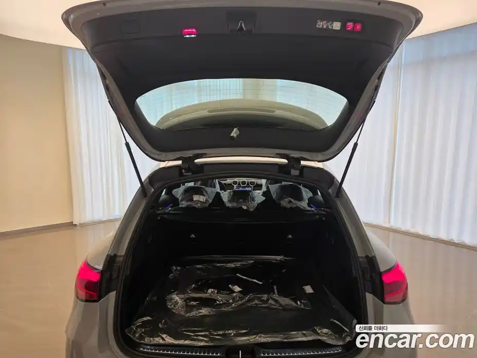 Mercedes-Benz GLC-Class 2026 2.0 Автомат в Москве № 721602, фото 19