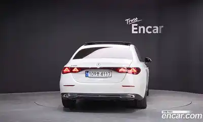 Mercedes-Benz E-Class 2025 2.0 Автомат в Москве № 721656, миниатюра 4