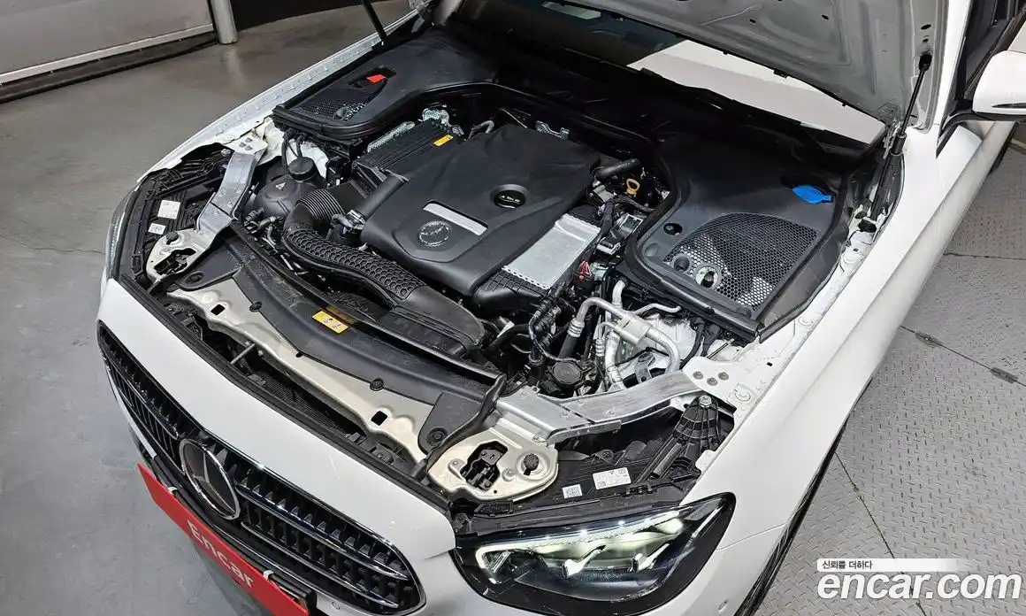 Mercedes-Benz E-Class 2023 2.0 Автомат в Москве № 721702, фото 6