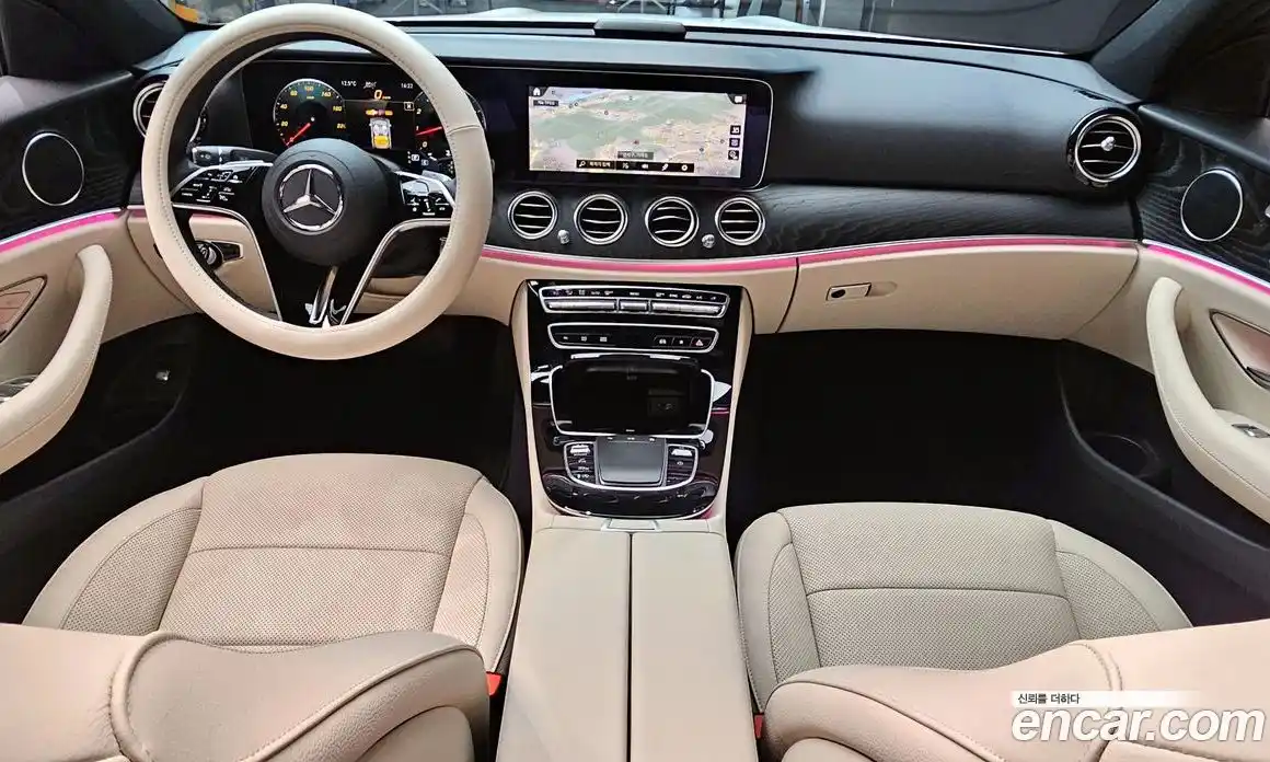 Mercedes-Benz E-Class 2023 2.0 Автомат в Москве № 721702, фото 7