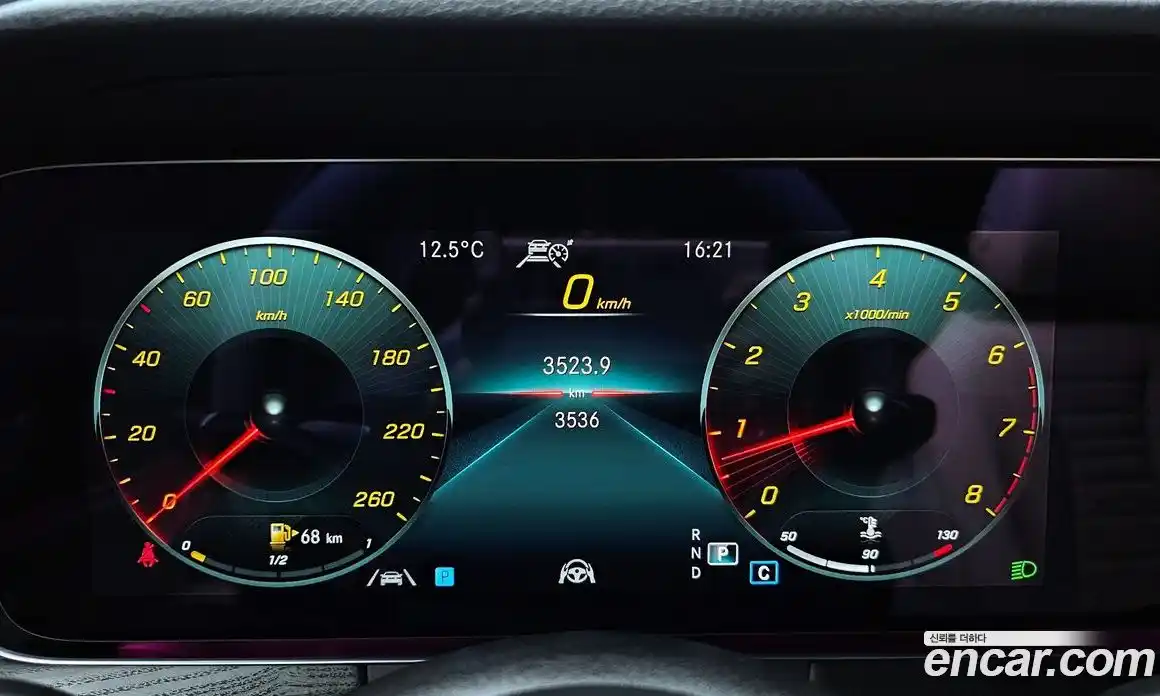 Mercedes-Benz E-Class 2023 2.0 Автомат в Москве № 721702, фото 8